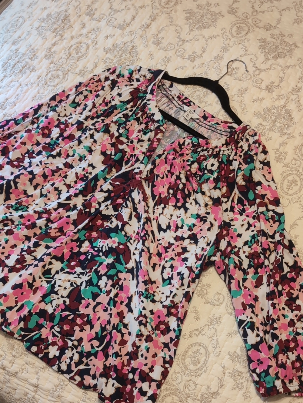 Floral Print Long Sleeve Women’s Top - Pink Multi Crown & Ivy
